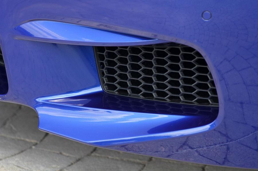  BMW M6 Convertible 2013 года  (фото 28 из 36)